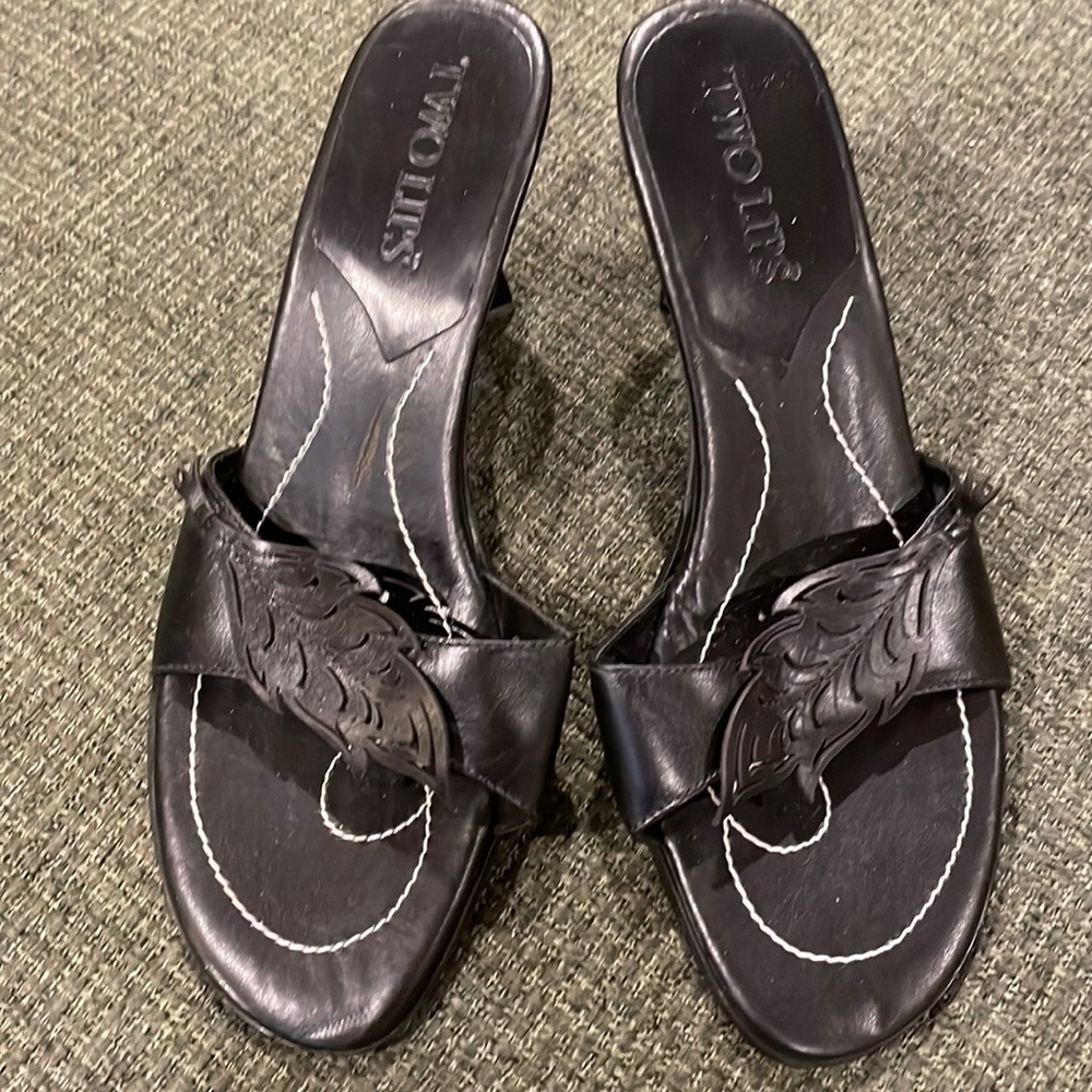Two Lips black heeled slides (sz 7 1/2)